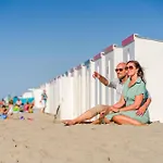 Dune Hotel