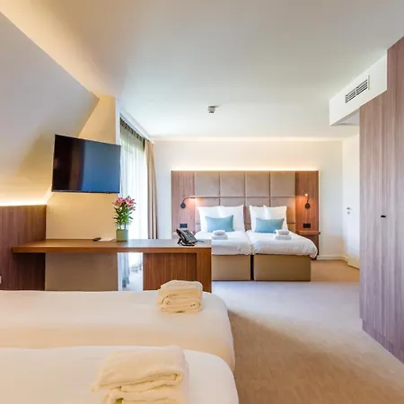 Hotell Dune 4*